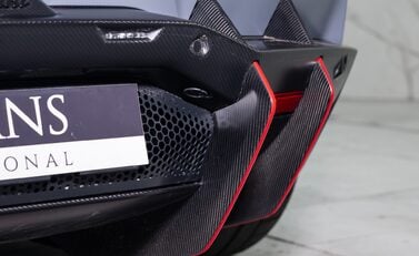 Lamborghini Revuelto 47