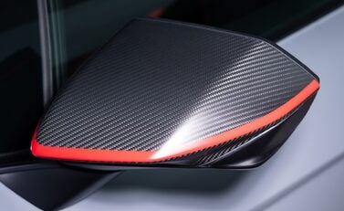 Lamborghini Revuelto 37