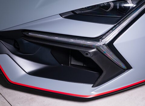 Lamborghini Revuelto 32