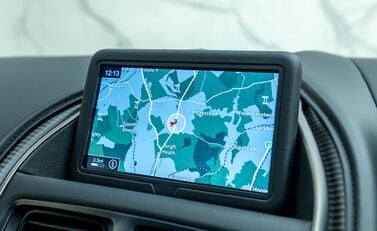 Aston Martin DBS Superleggera 19