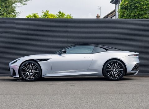 Aston Martin DBS Superleggera 3