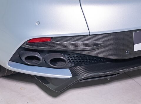 Aston Martin DBS Superleggera 35
