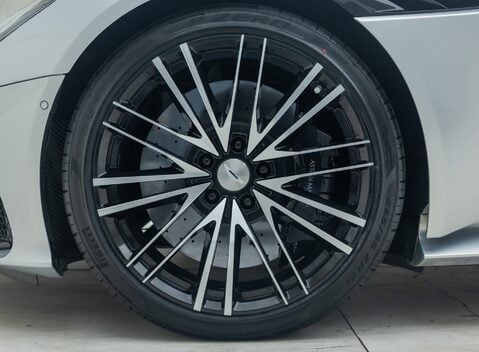 Aston Martin DBS Superleggera 28