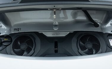 Porsche 911 GT3 TOURING (992) 42