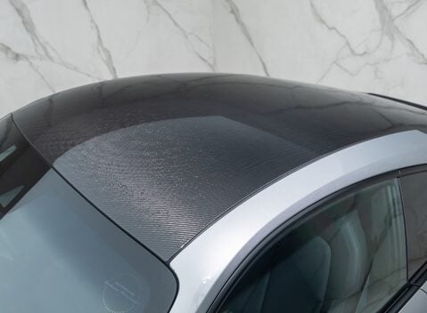 Porsche 911 GT3 TOURING (992) 37