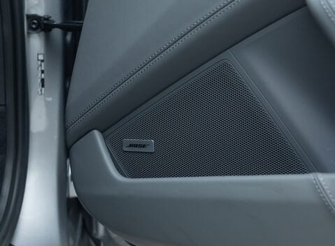 Porsche 911 GT3 TOURING (992) 31