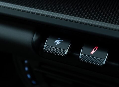 Porsche 911 GT3 TOURING (992) 23