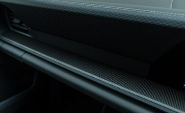 Porsche 911 GT3 TOURING (992) 24