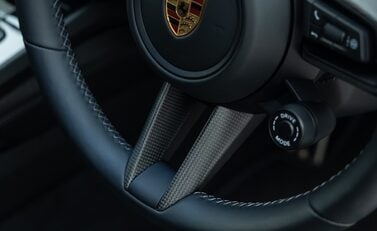 Porsche 911 GT3 TOURING (992) 14