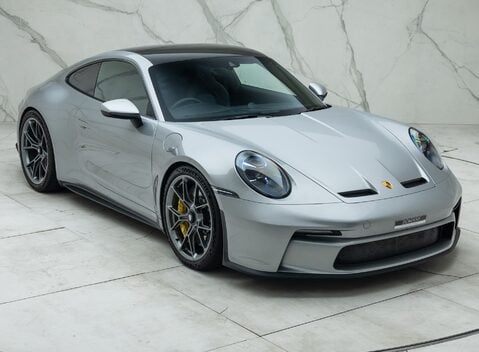 Porsche 911 GT3 TOURING (992) 11