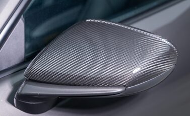 Porsche 911 GT3 TOURING (992) 33