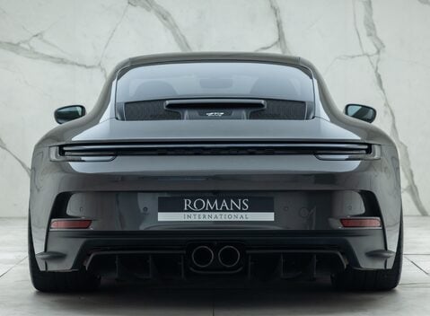 Porsche 911 GT3 TOURING (992) 8