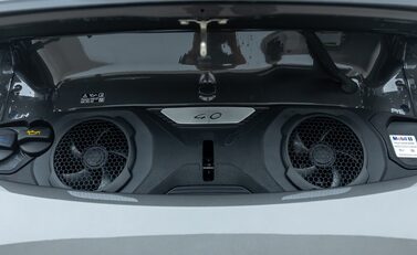 Porsche 911 GT3 TOURING (992) 39