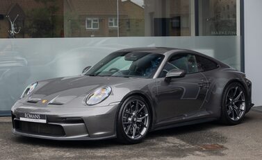 Porsche 911 GT3 TOURING (992) 2