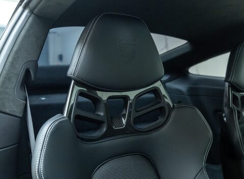 Porsche 911 GT3 TOURING (992) 15