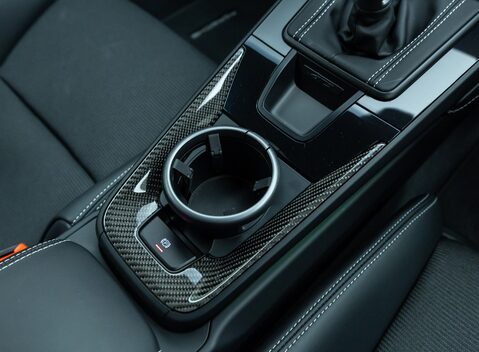 Porsche 911 GT3 TOURING (992) 25