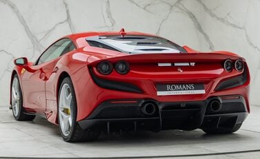 Ferrari F8 Tributo 10