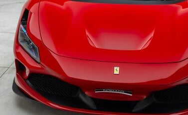 Ferrari F8 Tributo 30