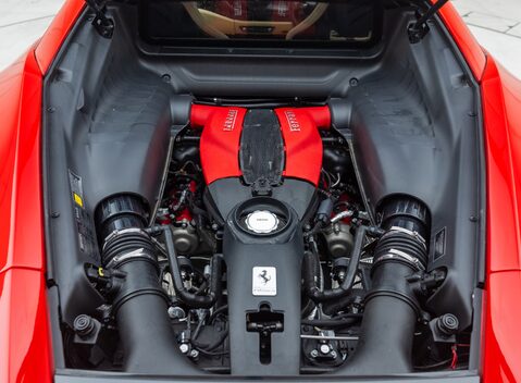 Ferrari F8 Tributo 38