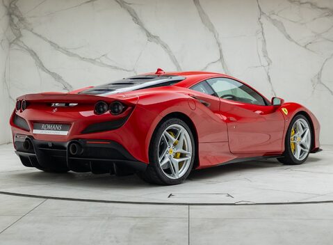 Ferrari F8 Tributo 6