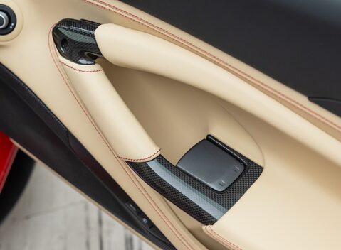 Ferrari F8 Tributo 28