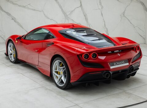 Ferrari F8 Tributo 12