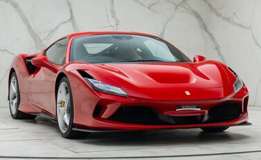 Ferrari F8 Tributo 9
