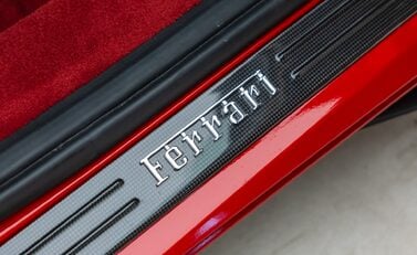 Ferrari F8 Tributo 26