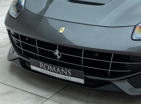 Ferrari F12 Berlinetta 28