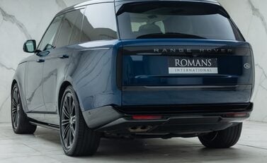 Land Rover Range Rover D350 AUTOBIOGRAPHY 10