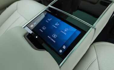 Land Rover Range Rover D350 AUTOBIOGRAPHY 19