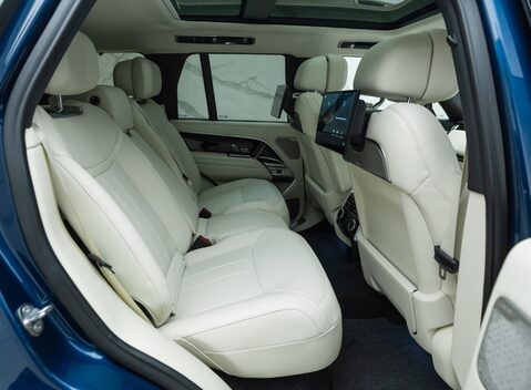 Land Rover Range Rover D350 AUTOBIOGRAPHY 22