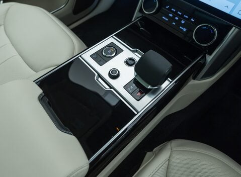 Land Rover Range Rover D350 AUTOBIOGRAPHY 28