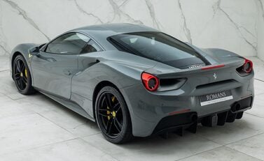 Ferrari 488 GTB 12