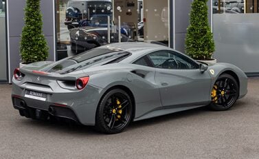 Ferrari 488 GTB 4