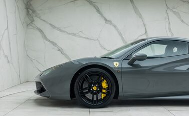 Ferrari 488 GTB 31