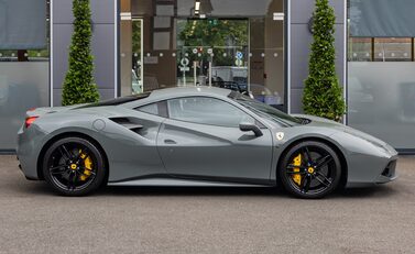 Ferrari 488 GTB 3