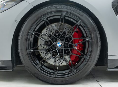 BMW M3 COMPETITION M XDRIVE TOURING 32
