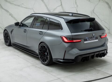 BMW M3 COMPETITION M XDRIVE TOURING 12