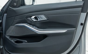 BMW M3 COMPETITION M XDRIVE TOURING 30