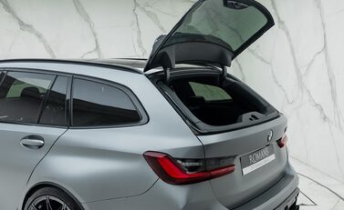 BMW M3 COMPETITION M XDRIVE TOURING 42