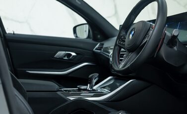 BMW M3 COMPETITION M XDRIVE TOURING 13