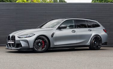 BMW M3 COMPETITION M XDRIVE TOURING 2