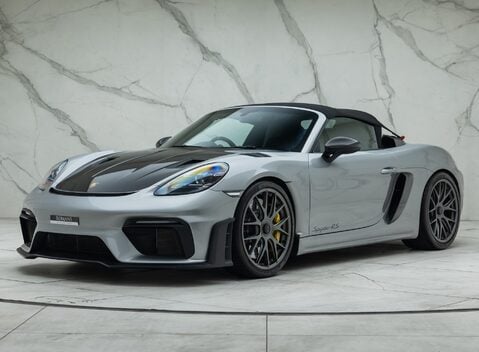 Porsche 718 SPYDER RS 5