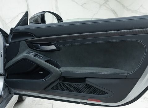 Porsche 718 SPYDER RS 27