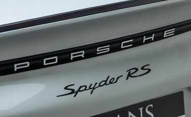 Porsche 718 SPYDER RS 43