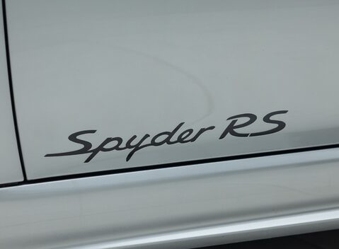 Porsche 718 SPYDER RS 35