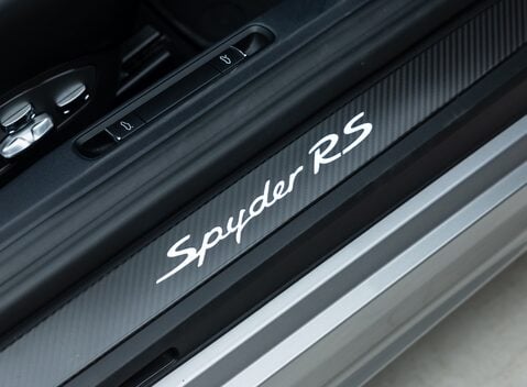 Porsche 718 SPYDER RS 26