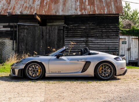 Porsche 718 SPYDER RS 3