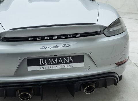 Porsche 718 SPYDER RS 30